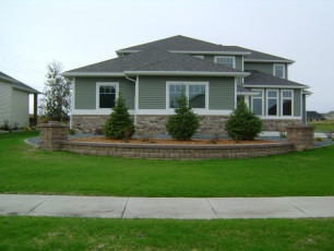 Curb Appeal landscaping in West Fargo