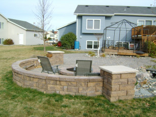 Fire Pit with Sitting Wall in Fargo ND