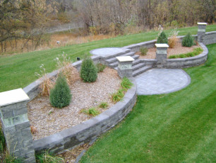 Uniquely shaped retaining wall landscape in West Fargo